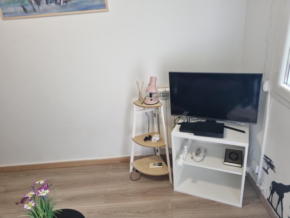 Studio Αντίμπ Εξωτερικό φωτογραφία