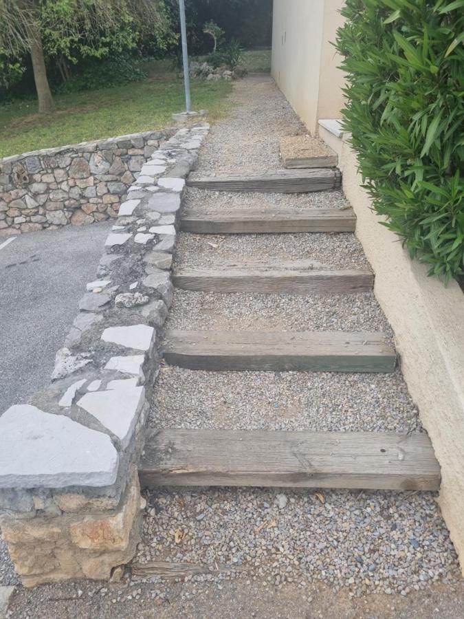 Studio Αντίμπ Εξωτερικό φωτογραφία